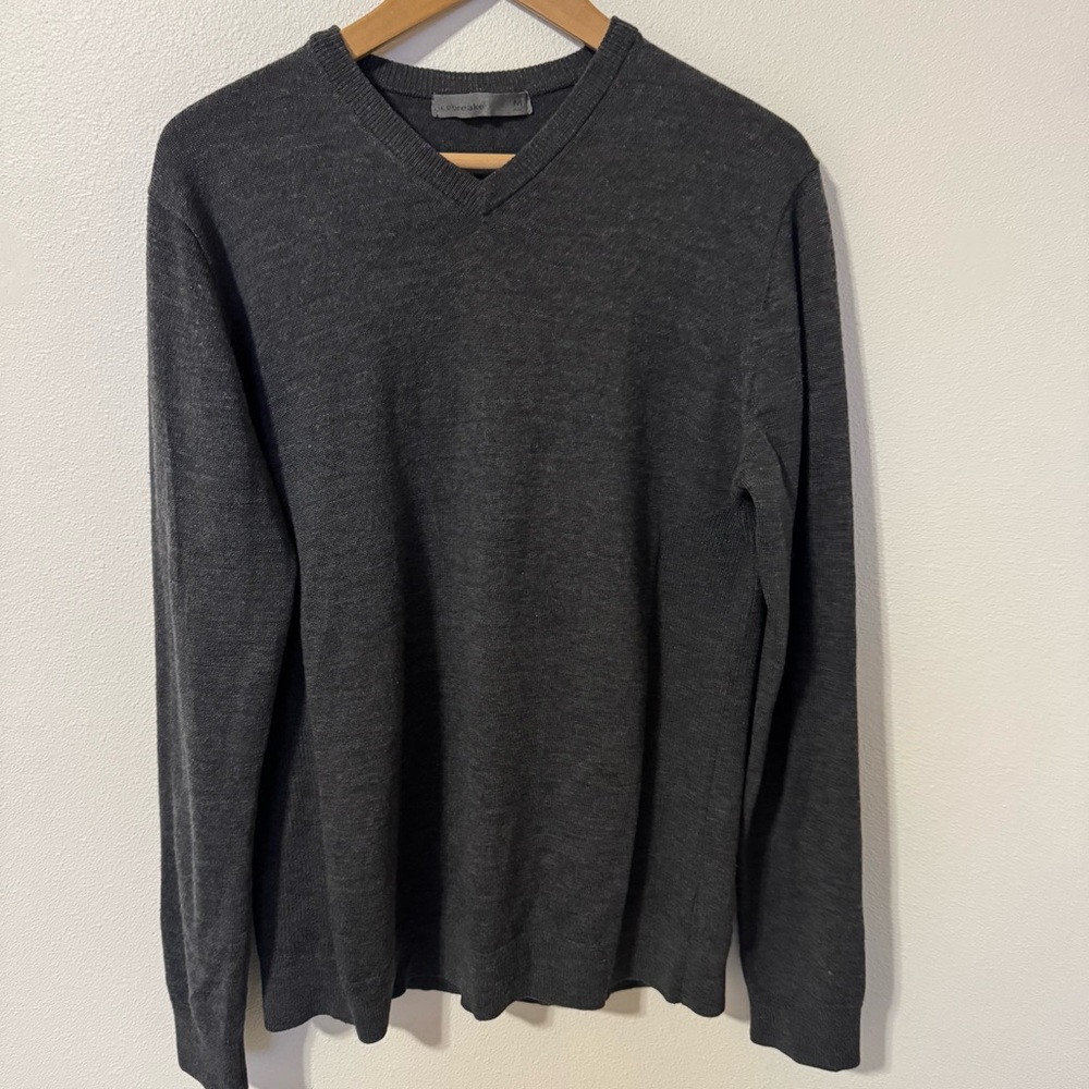 Icebreaker Merino Wool Lightweight V Neck Pullover Sweater Charcoal Gray-Medium